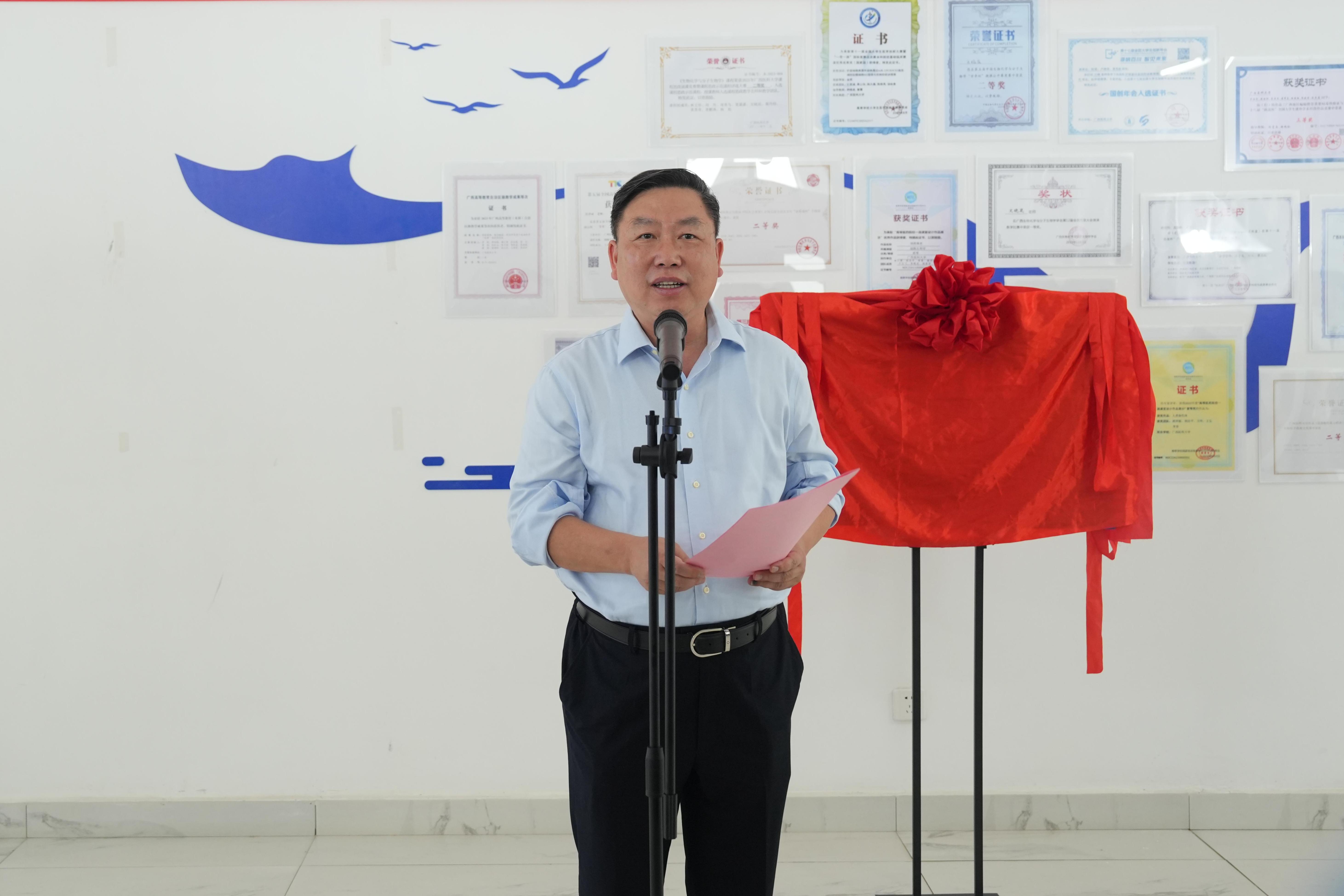 无码自慰