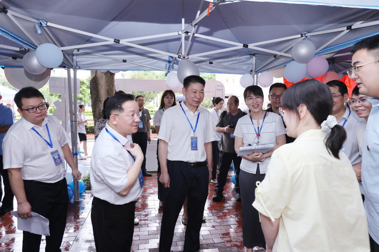 图片1.png 无码自慰